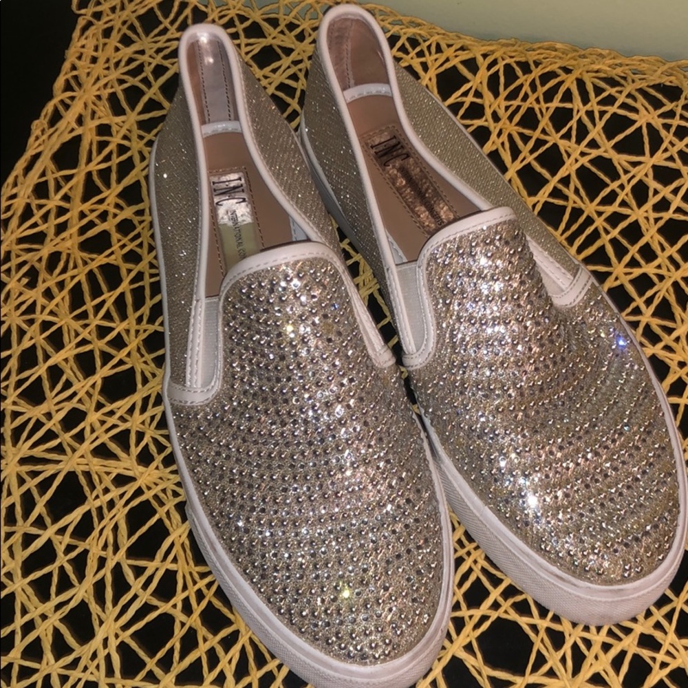 INC silver flats
